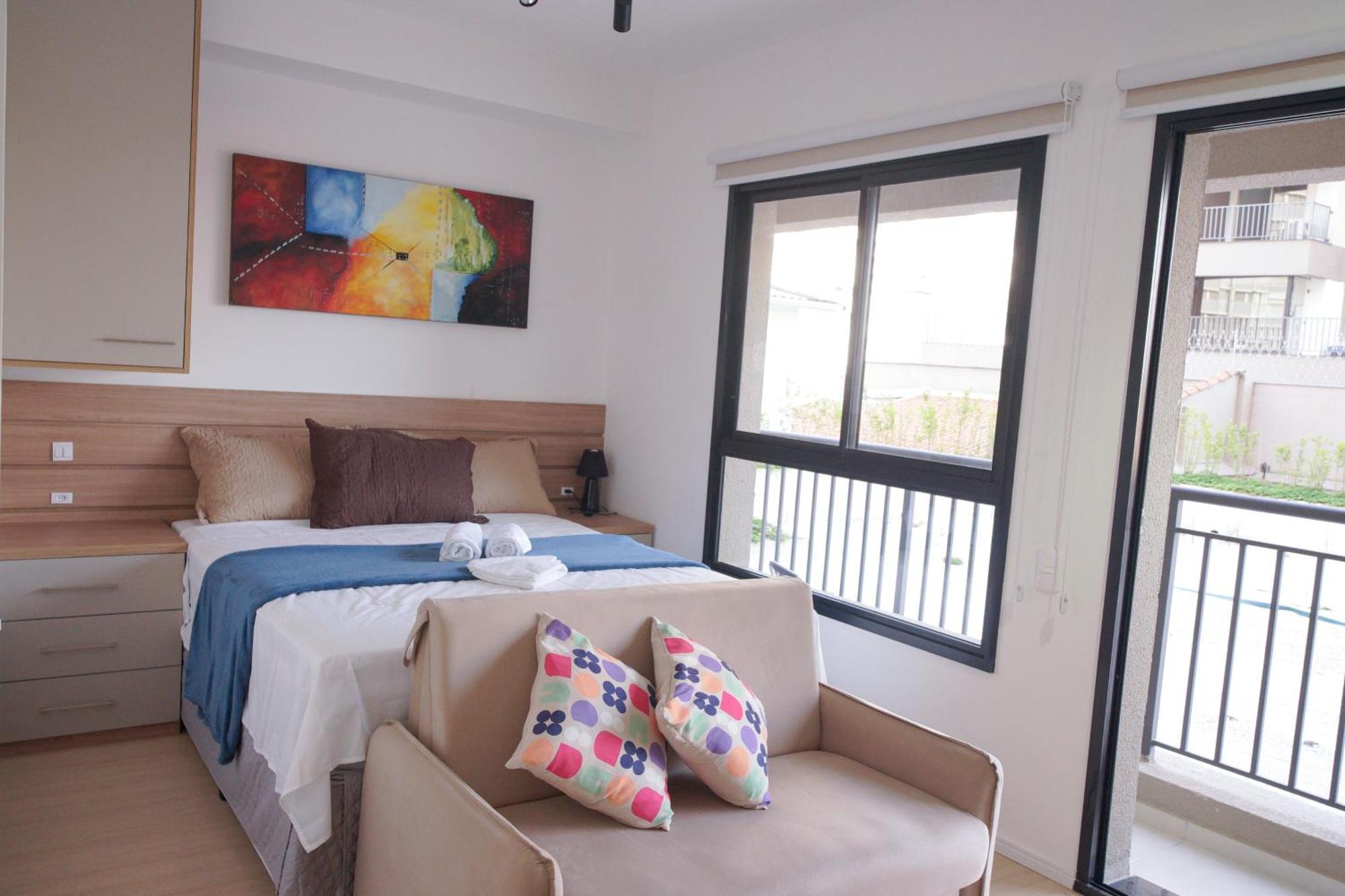 Vila Madalena - Apartamento *